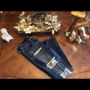 NEVER WORN NO TAGS American Eagle Ripped  Jeans